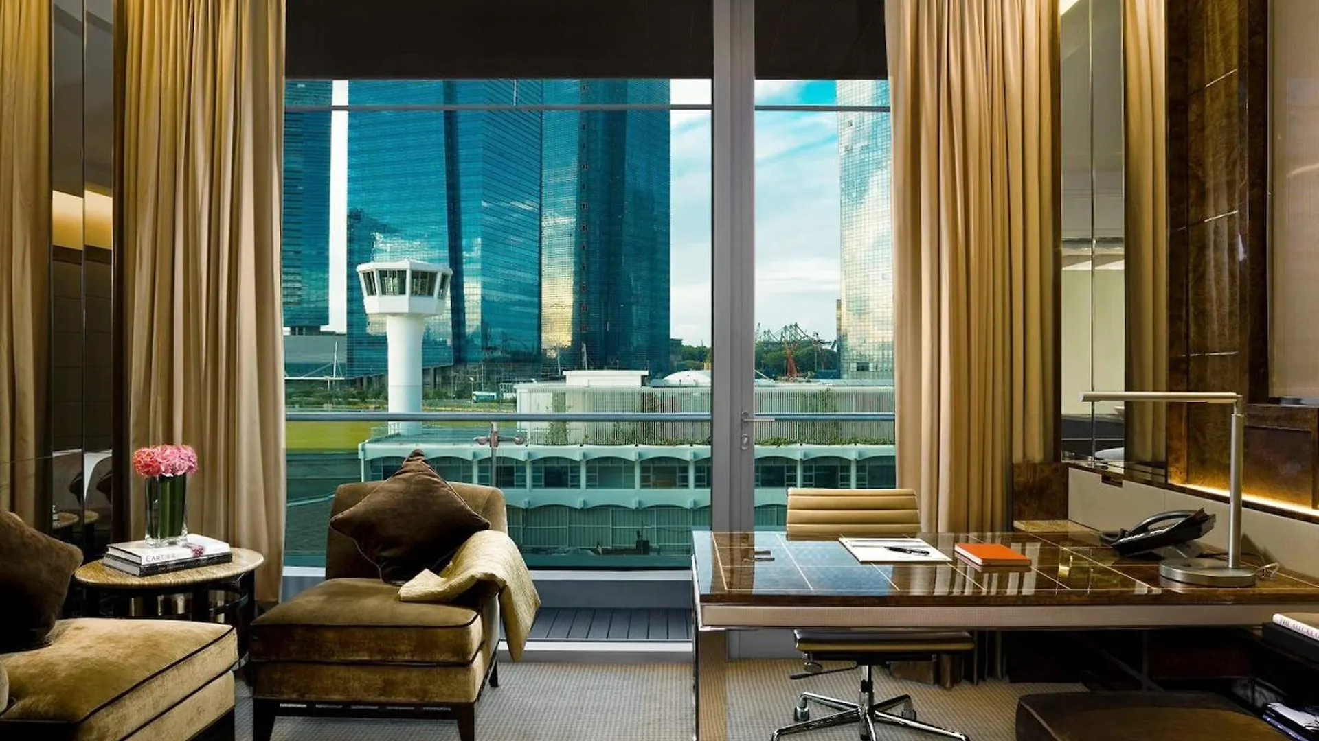 The Fullerton Bay Hotel Singapore