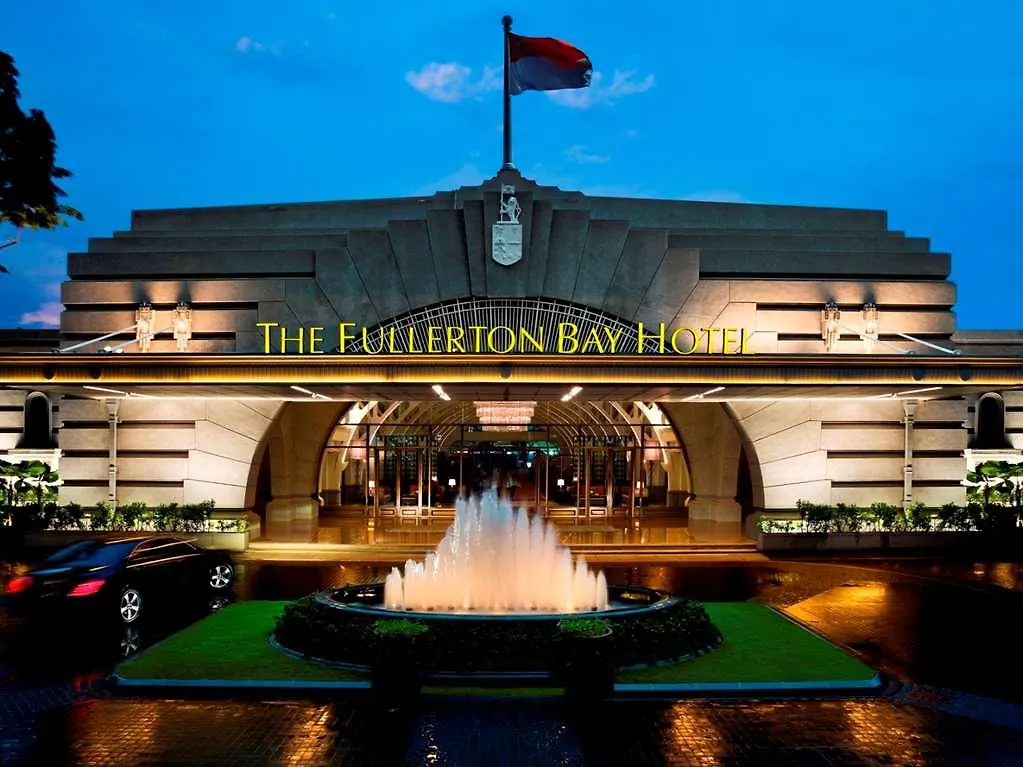 The Fullerton Bay Hotel Singapore 5*,