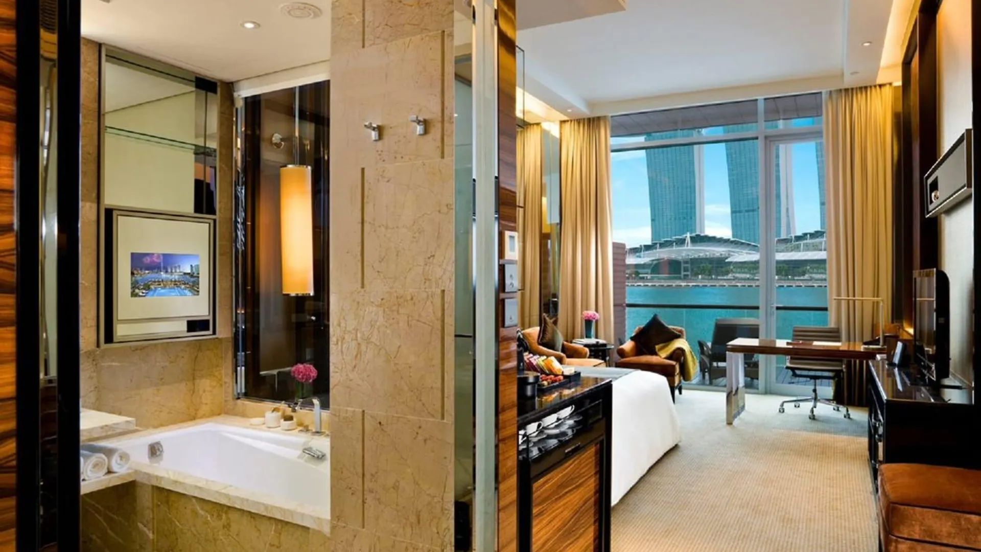 The Fullerton Bay Hotel Singapore