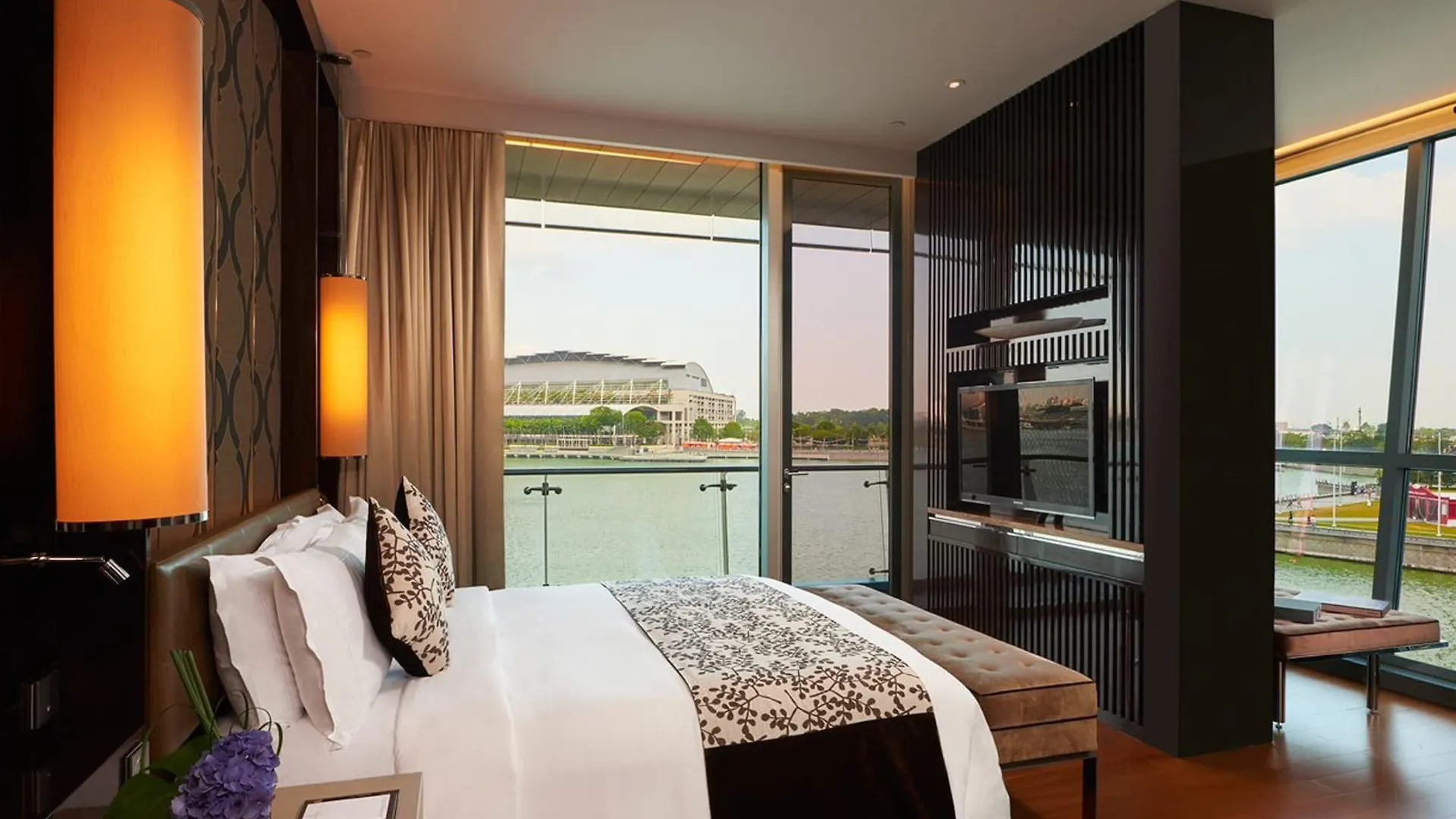 The Fullerton Bay Hotel Singapore 5*,