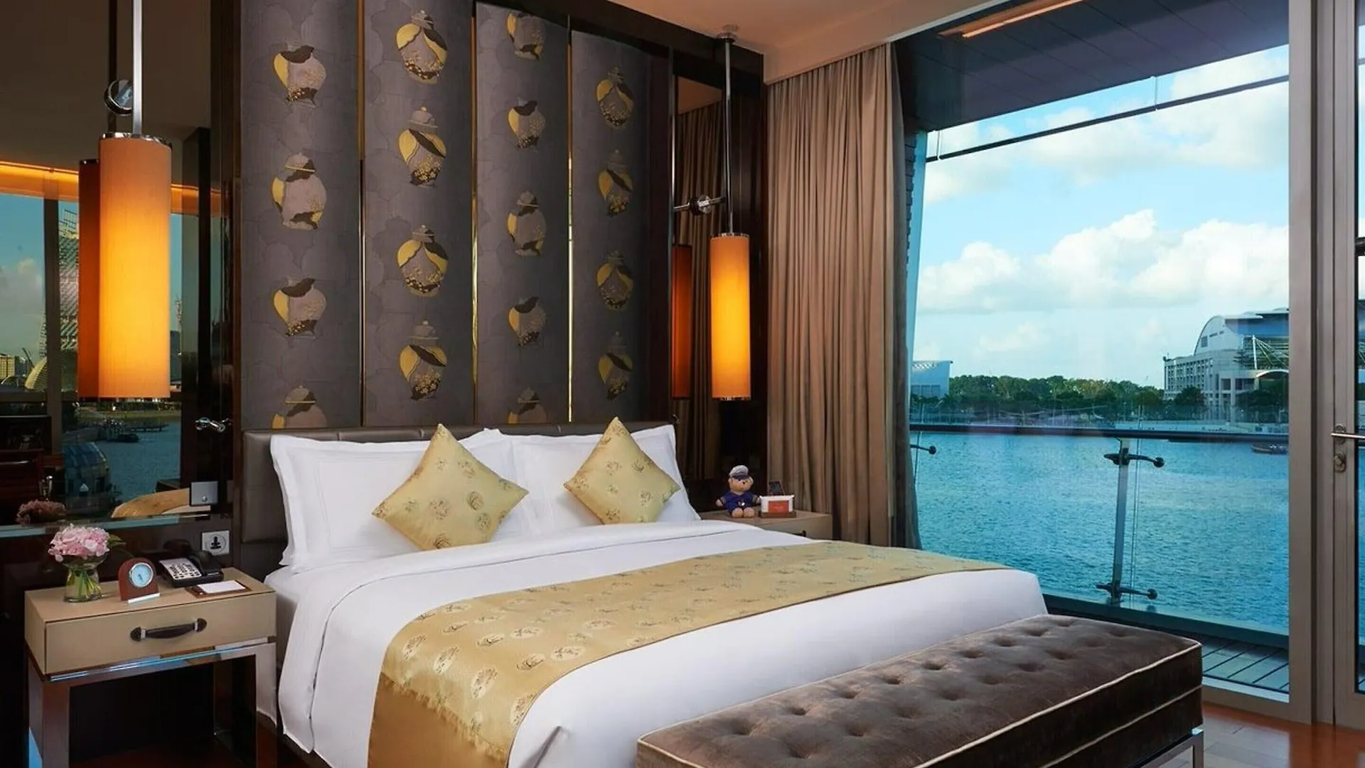 The Fullerton Bay Hotel Singapore
